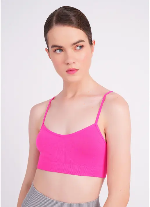 Безшовний топ на бретелях CAMI TOP bright pink (рожевий) Безшовний топ на бретелях CAMI TOP bright pink (рожевий)
