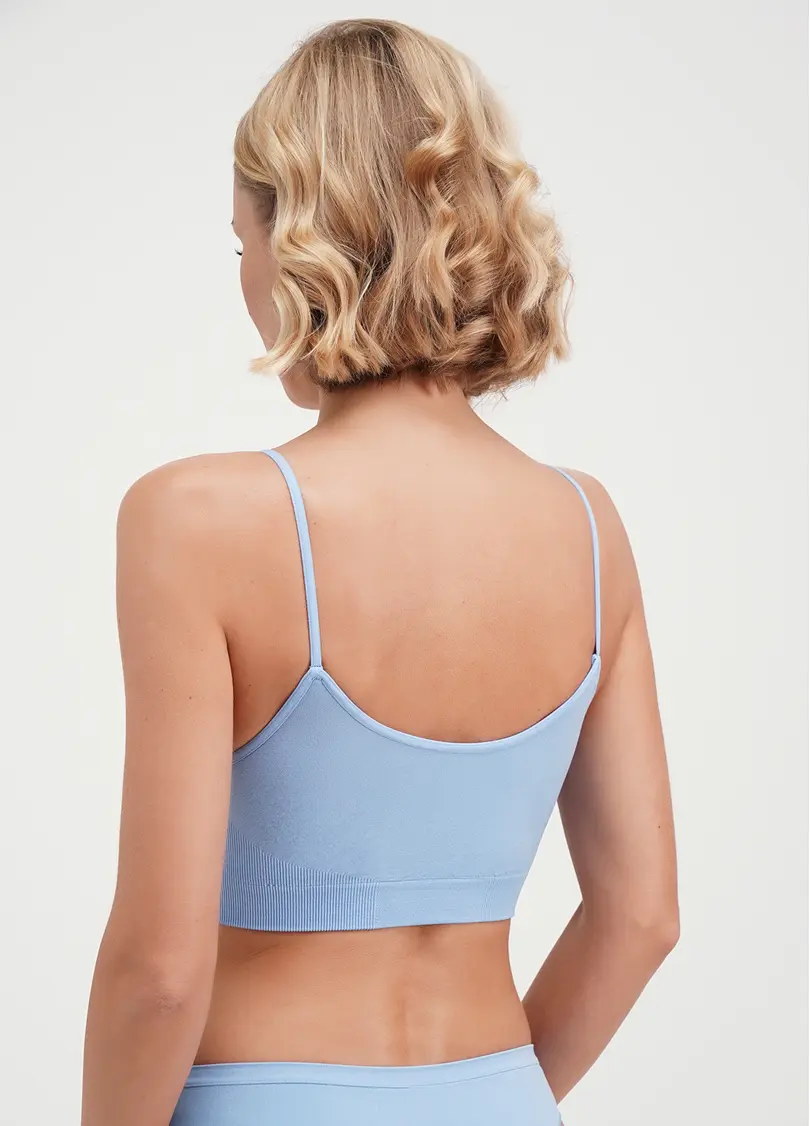 Бесшовный топ на тонких бретелях CAMI TOP lacecap hydrangea (голубой)