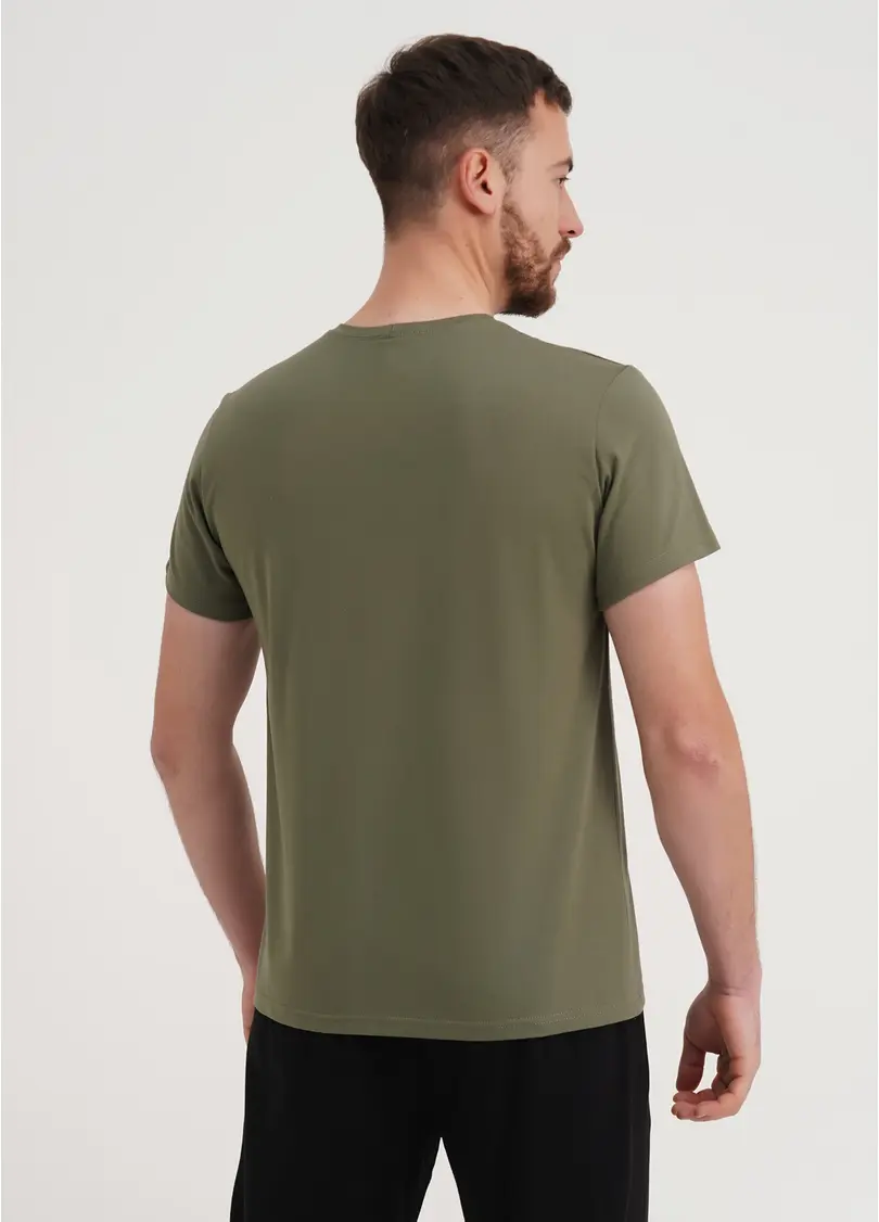 Класична чоловіча футболка Adam 49/409/010 khaki (хакі)