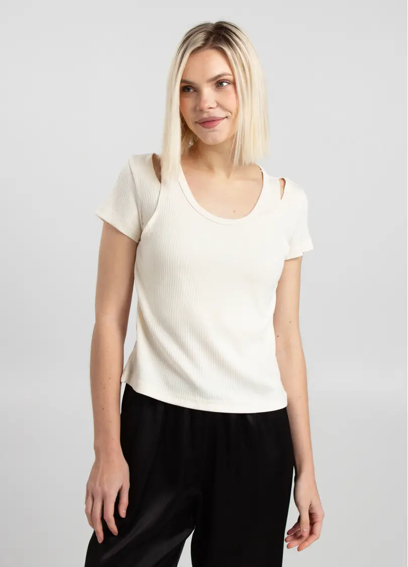 Футболка з імітацією майки LIGHT ESSENTIAL 4823/320 light cream (молочний)