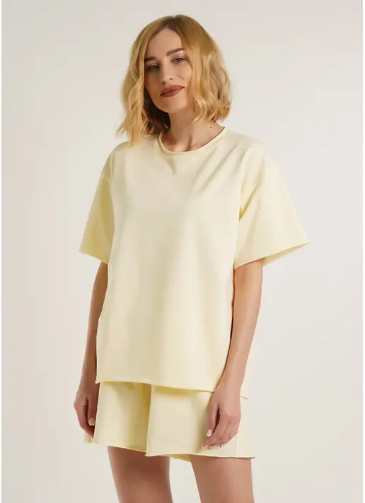 Широка футболка з необробленим низом STREET STYLE 4810/180 milk (жовтий)