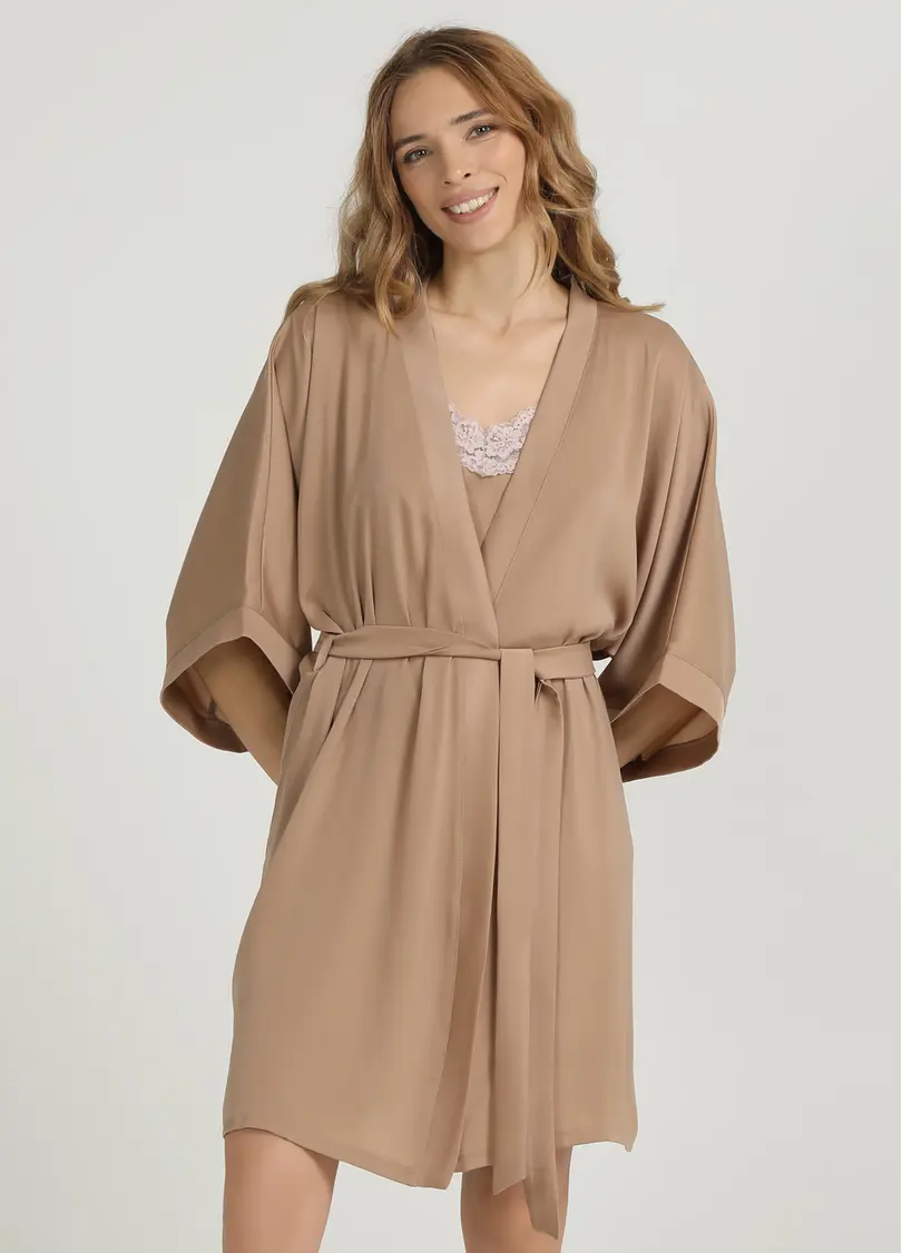 Короткий халат з жатого шовку CREME FOLD 7205/050 creamy beige (бежевий)