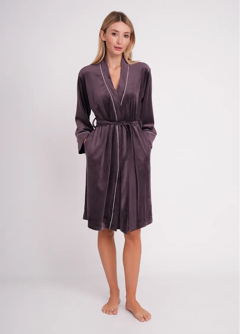 Велюровий халат з поясом SOFT WINTER 7320/080 dark lavender (фіолетовий)