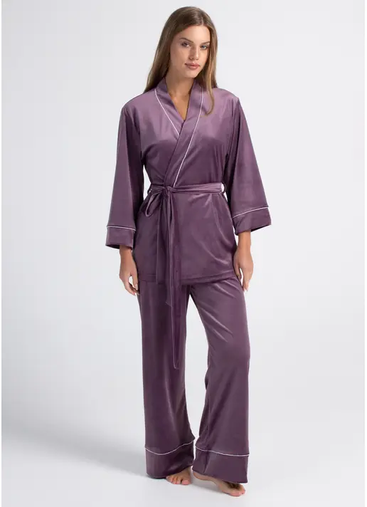 Велюровий комплект на запах SOFT WINTER 5606/080 lavender purple (фіолетовий) Велюровий комплект на запах SOFT WINTER 5606/080 lavender purple (фіолетовий)