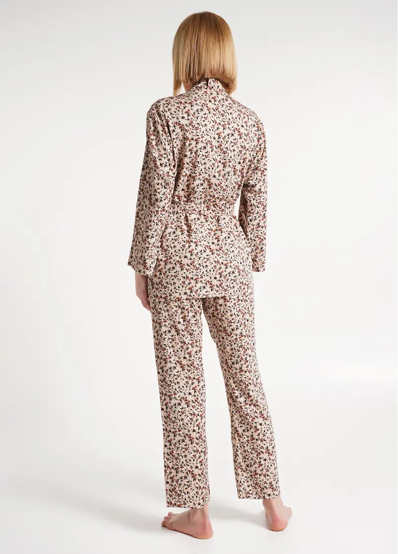 Домашній комплект жакет та штани з квітковим візерунком WILDFLOWERS 5504/040 beige (бежевий)