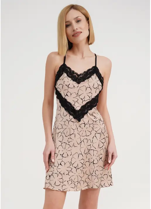 Шовкова нічна сорочка з мереживом в квіти TIZIANA 8015/051 beige/black clove (бежевий)