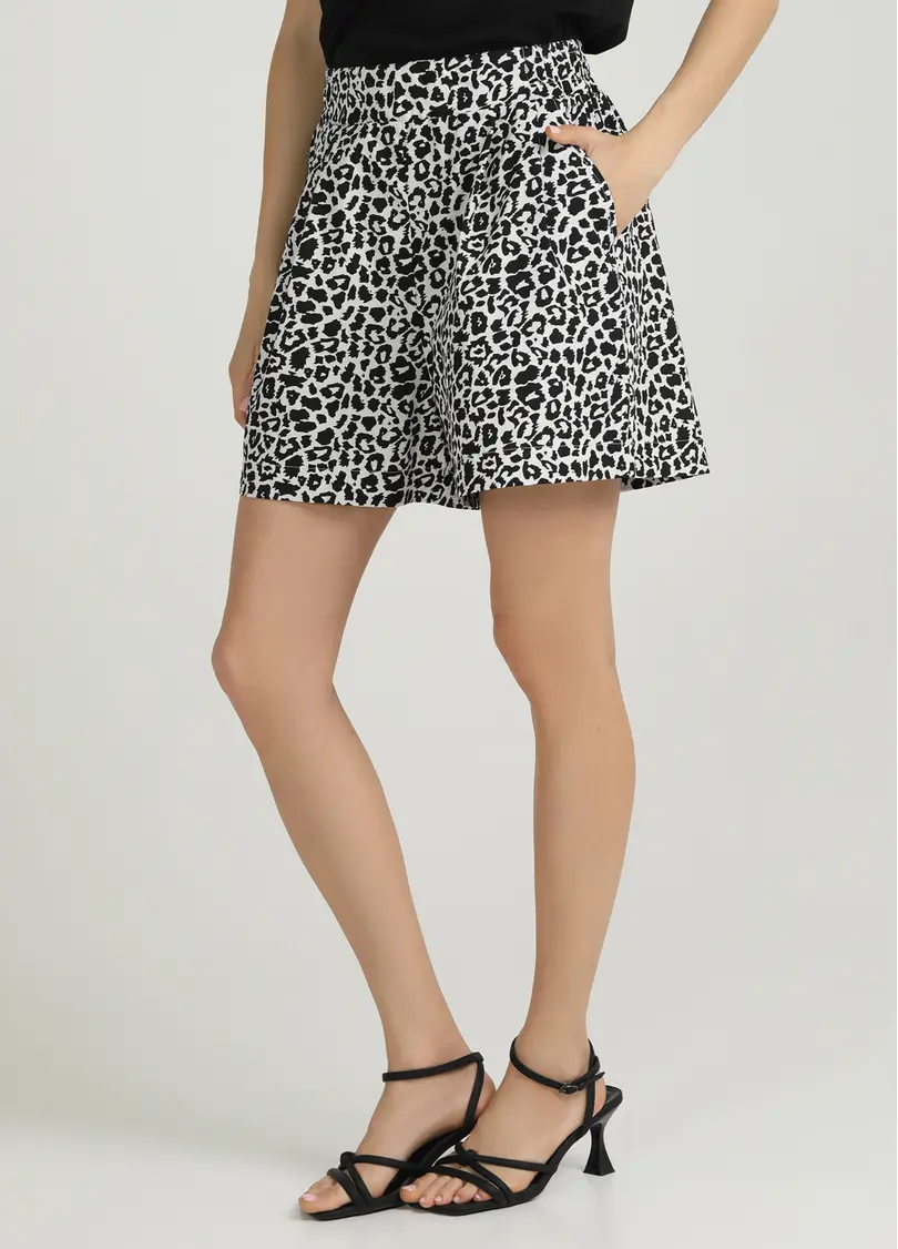 Візерунчасті шорти з бавовни STREET SPOTTED 4219/010 white/black leopard print (білий)
