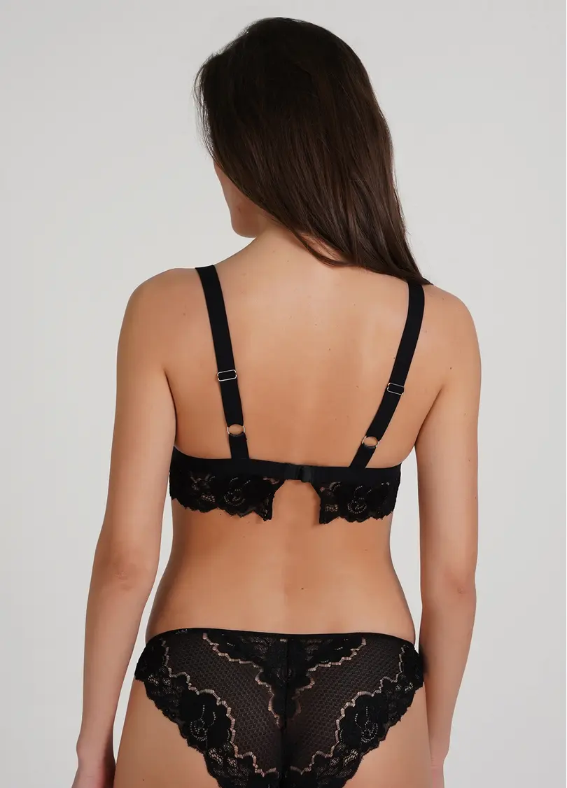 Бюстгальтер бралет з трикутною чашкою Sweet plum 1609/31 black (чорний)