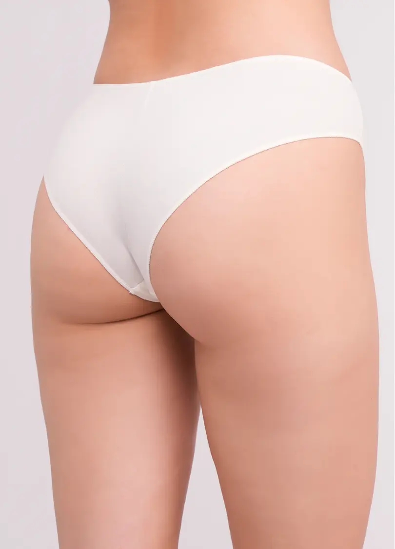Труси бразиліана бавовняні Basic chic 2237/60 milk (білий)