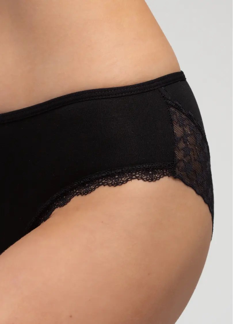 Труси класичні з бавовни з мереживом Lady lace 2316/61 black (чорний)