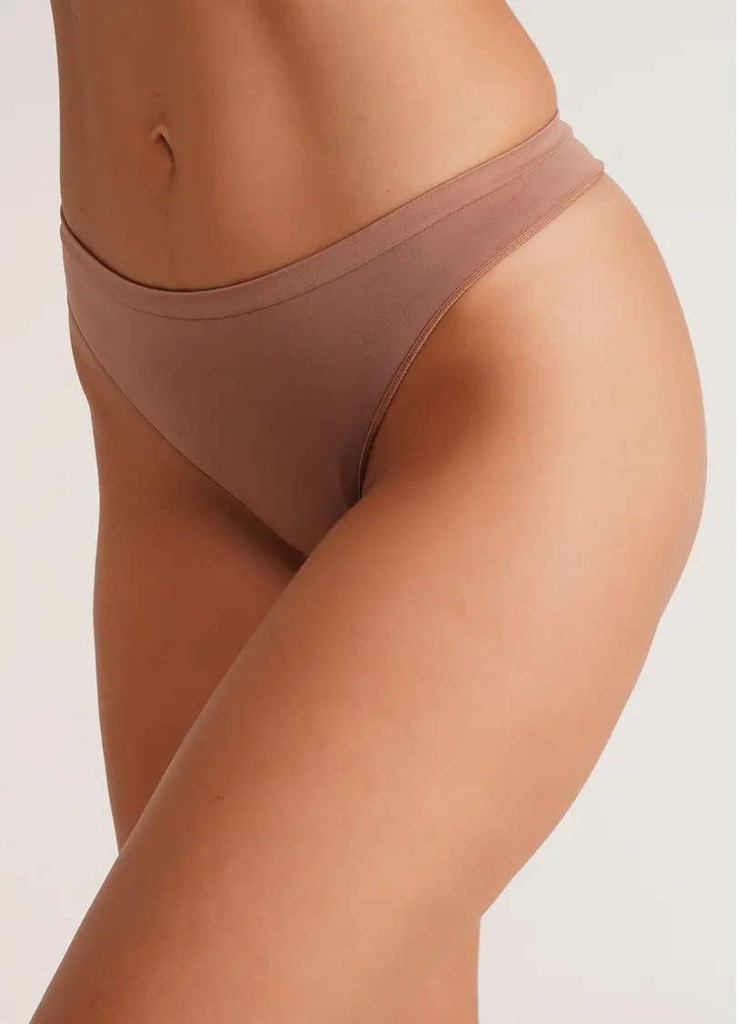 Безшовні стрінги STRING BRIEFS COLOR mokko (коричневий)