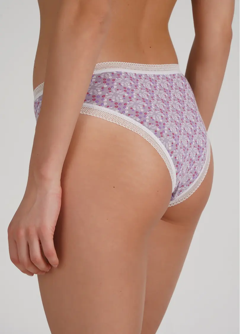 Бавовняні бразиліана трусики в квітковий принт Sweet cotton 2212/06 lilac tracery (фіолетовий)