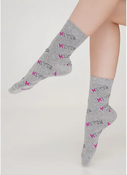 Жіночі шкарпетки в написи NEVER WS3 TEXT 002 light grey melange (сірий меланж)