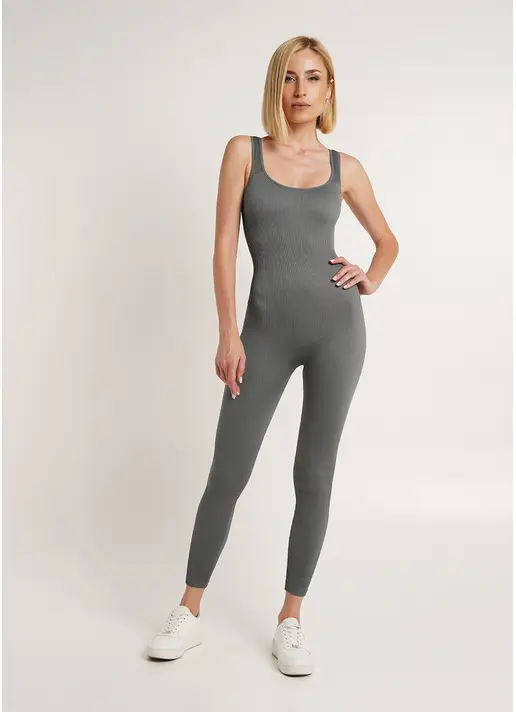 Комбінезон довгий в рубчик JUMPSUIT RIB CO graphite (сірий) GIULIA x Lichi by Lichi Комбінезон довгий в рубчик JUMPSUIT RIB CO graphite (сірий) GIULIA x Lichi by Lichi