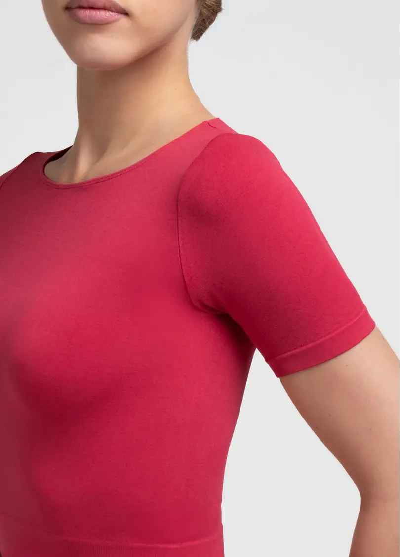 Укорочена безшовна футболка CROP T-SHIRT winterberry (червоний)