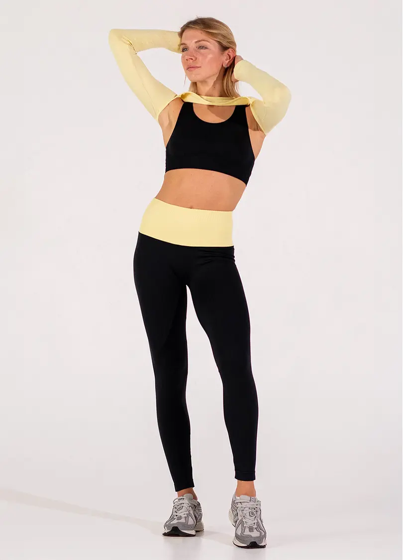 Спортивний топ FLEX TOP FREE (чорний)