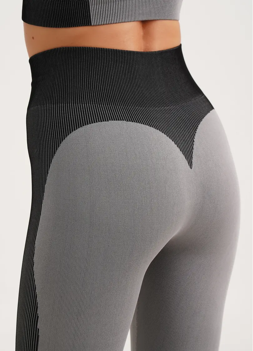 Спортивні легінси з контрастними смугами LEGGINGS COLOR BLOCK ultimate grey (сірий)